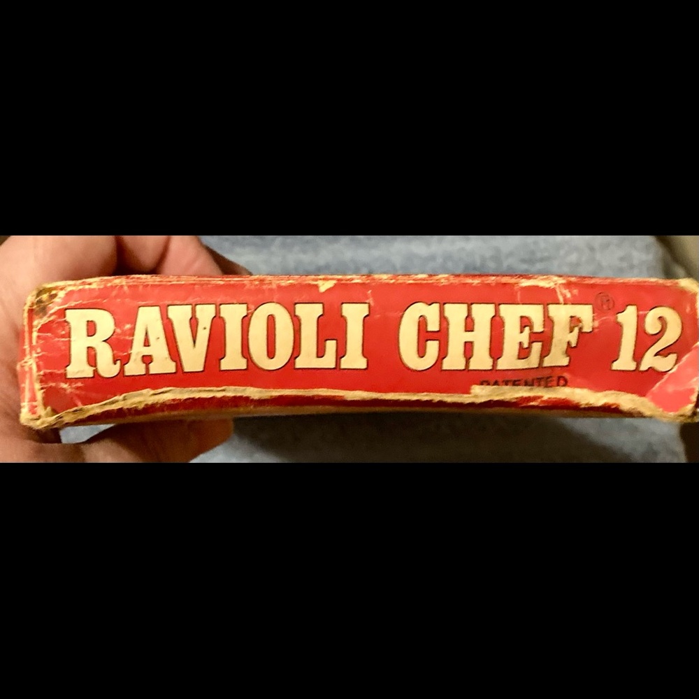 Vintage Ravioli Chef - Picture 3 of 9